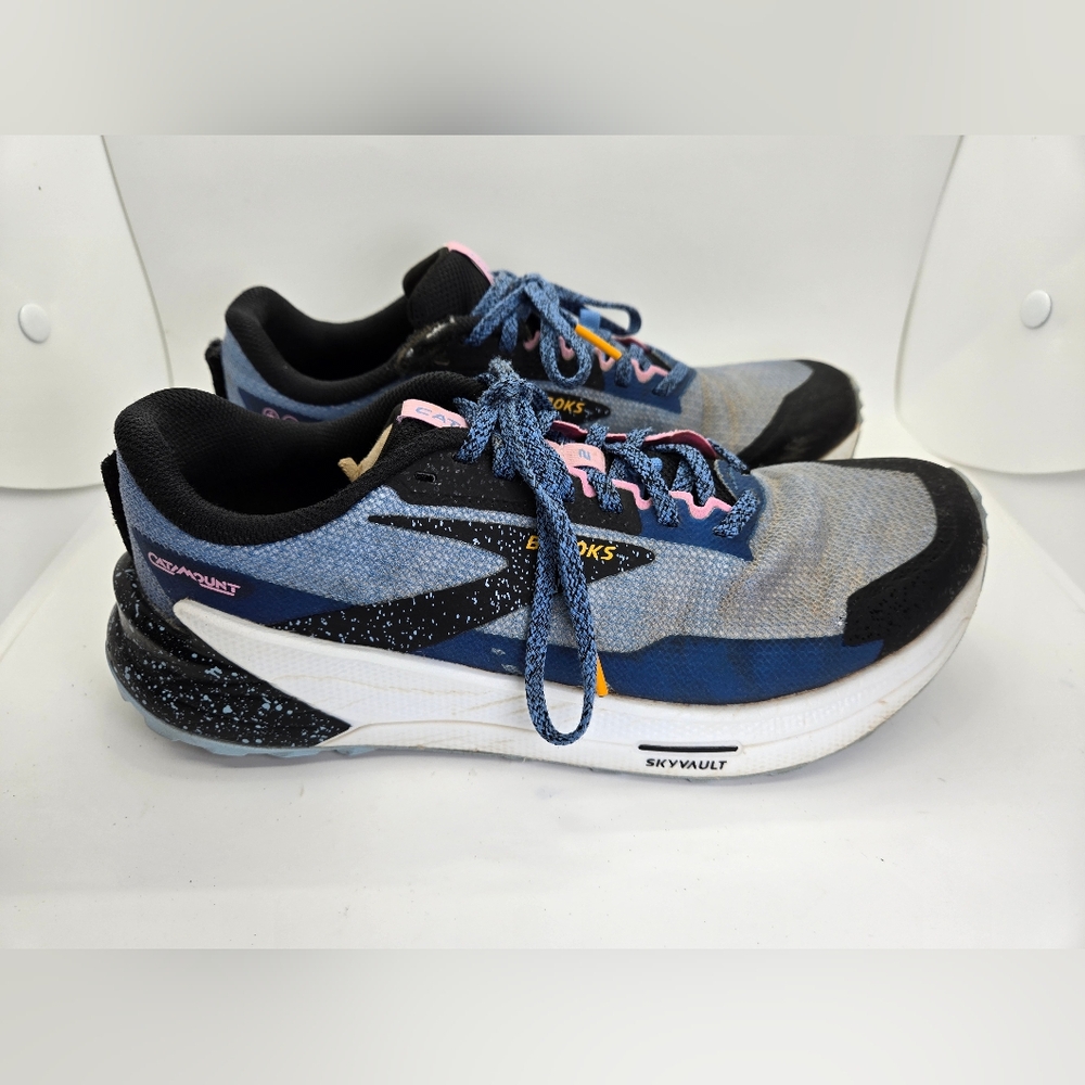 Brooks Catamount 2 Shoes Women's 9 B Blue Trail Running Athletic Hiking Sneakers
